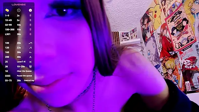 Snapshot of bellablack27 chatting on December 31, 12:04 pm bellablack27 online show from December 31, 12:04 pm