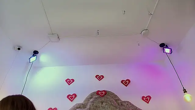 Snapshot of bellablack27 chatting on February 18, 2:27 pm bellablack27 online show from February 18, 2:27 pm