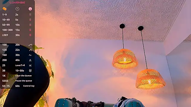 Snapshot of bellablack27 chatting on February 22, 5:57 pm bellablack27 online show from February 22, 5:57 pm