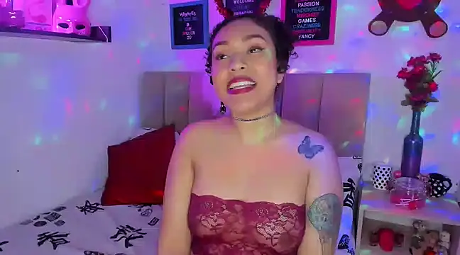 Zoe Gruber online show from February 14, 4:37 am