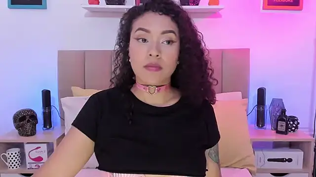 Zoe Gruber online show from October 30, 7:58 pm