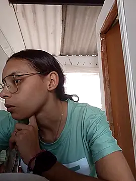 Ehotloveaxxx online show from November 18, 6:45 pm