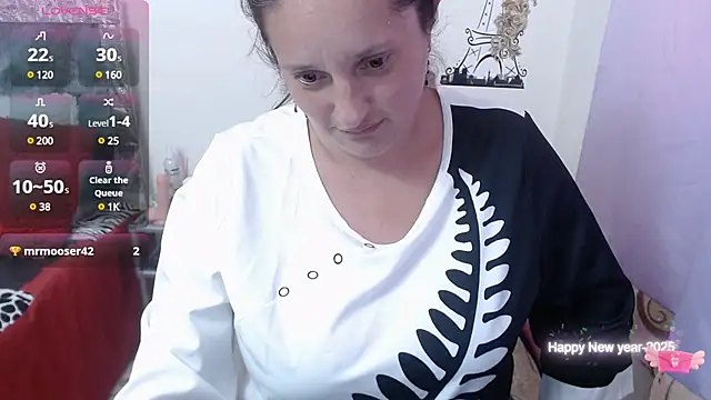 CristialJones  online show from January 14, 7:43 pm