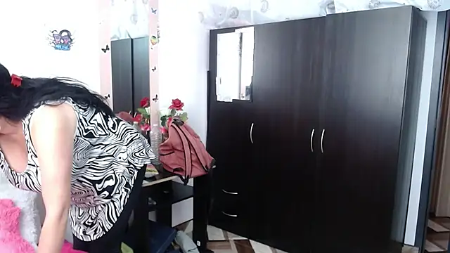 CristialJones  online show from September 29, 2:22 pm