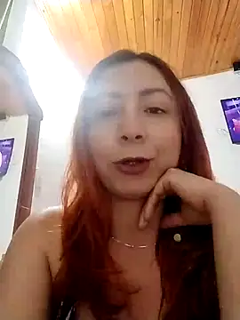 Snapshot of malusexy33 chatting on January 26, 12:16 am malusexy33 online show from January 26, 12:16 am