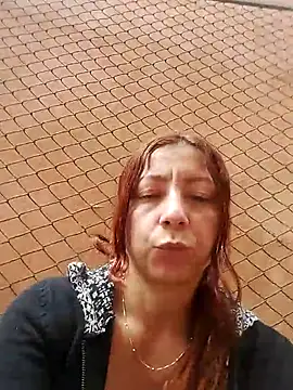 Snapshot of malusexy33 chatting on November 17, 6:14 pm malusexy33 online show from November 17, 6:14 pm