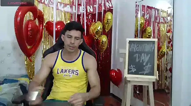 JoseRumbero26 online show from February 17, 3:31 pm