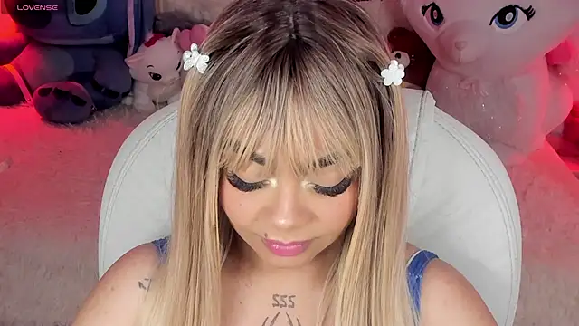 conny  curly online show from March 2, 4:32 pm