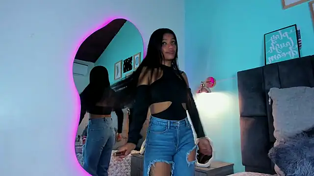 rachellmartinez online show from February 28, 11:36 am