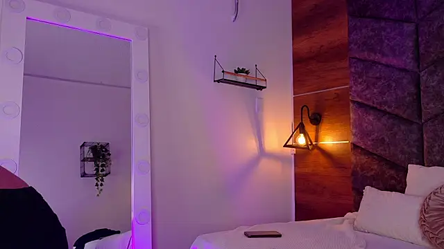 rachellmartinez online show from September 21, 11:34 am