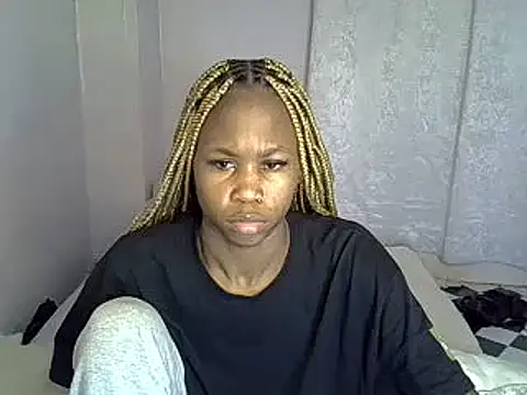 Snapshot of SexxyTerry chatting on January 18, 3:59 pm SexxyTerry online show from January 18, 3:59 pm