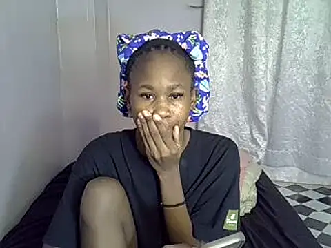 Snapshot of SexxyTerry chatting on January 28, 10:23 pm SexxyTerry online show from January 28, 10:23 pm