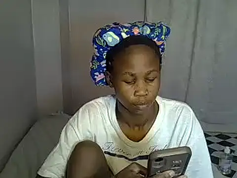 Snapshot of SexxyTerry chatting on February 5, 8:35 pm SexxyTerry online show from February 5, 8:35 pm