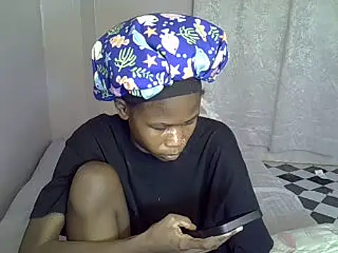 Snapshot of SexxyTerry chatting on February 11, 5:18 pm SexxyTerry online show from February 11, 5:18 pm