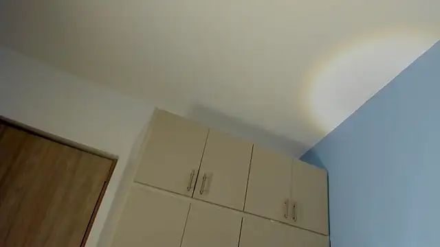 SAMY NIX online show from October 15, 12:05 pm