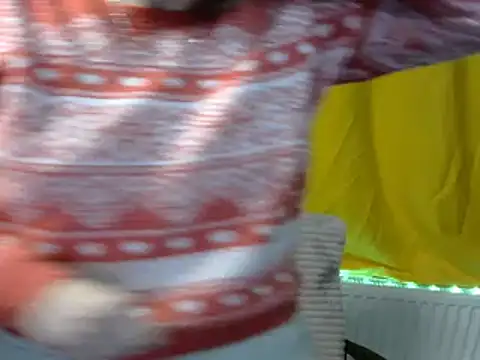 Snapshot of wLESLYMOSw chatting on December 4, 3:10 pm wLESLYMOSw online show from December 4, 3:10 pm