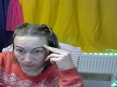 Snapshot of wLESLYMOSw chatting on December 4, 6:17 pm wLESLYMOSw online show from December 4, 6:17 pm