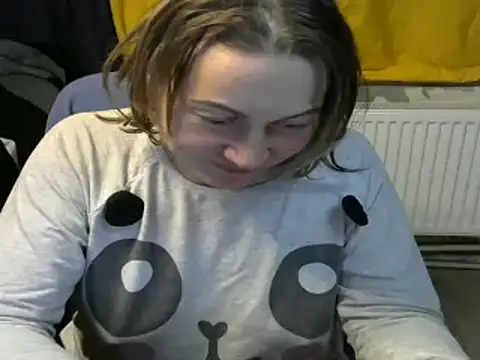 Snapshot of wLESLYMOSw chatting on December 9, 9:48 pm wLESLYMOSw online show from December 9, 9:48 pm