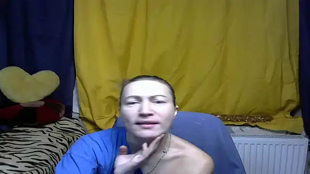 Snapshot of wLESLYMOSw chatting on December 28, 8:26 am wLESLYMOSw online show from December 28, 8:26 am