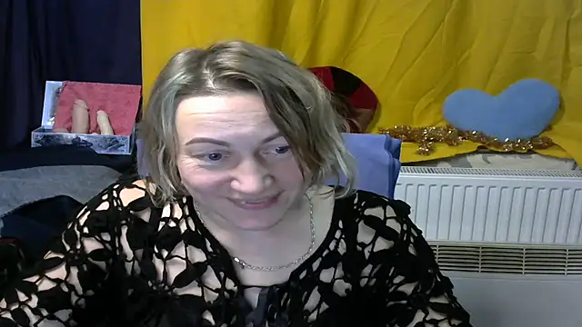 Snapshot of wLESLYMOSw chatting on January 8, 2:14 pm wLESLYMOSw online show from January 8, 2:14 pm