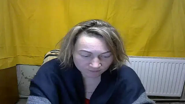 Snapshot of wLESLYMOSw chatting on February 5, 9:18 pm wLESLYMOSw online show from February 5, 9:18 pm