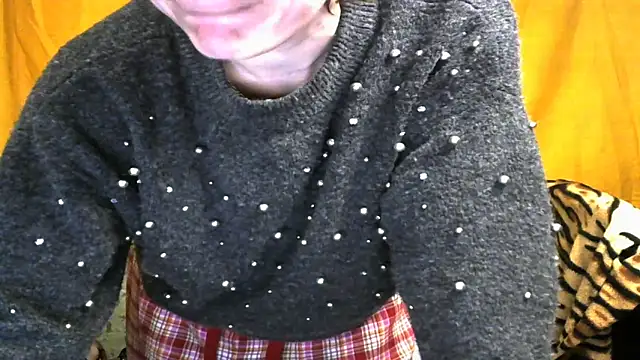 Snapshot of wLESLYMOSw chatting on February 7, 6:13 pm wLESLYMOSw online show from February 7, 6:13 pm