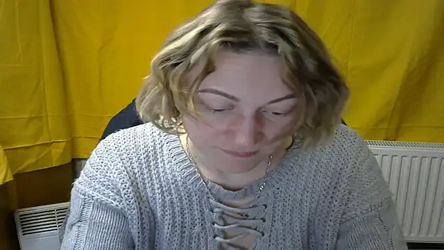 Snapshot of wLESLYMOSw chatting on February 12, 6:30 pm wLESLYMOSw online show from February 12, 6:30 pm