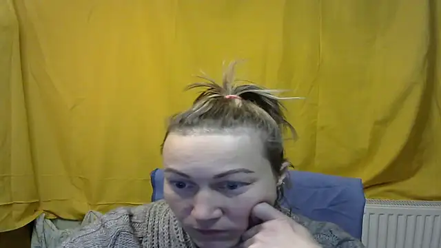 Snapshot of wLESLYMOSw chatting on February 16, 7:49 pm wLESLYMOSw online show from February 16, 7:49 pm