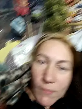 Snapshot of wLESLYMOSw chatting on October 12, 6:40 pm wLESLYMOSw online show from October 12, 6:40 pm