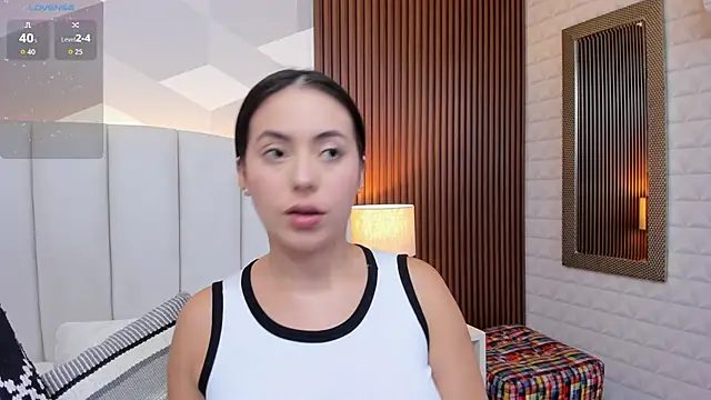 Snapshot of Julietasantos__ chatting on September 24, 6:44 pm Julietasantos online show from September 24, 6:44 pm