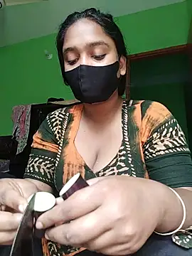 Snapshot of Kotha_-Moni chatting on December 2, 7:25 am Kotha -Moni online show from December 2, 7:25 am