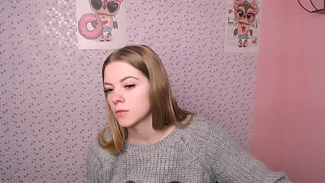 Snapshot of AliceFlirtt_ chatting on December 26, 2:05 pm AliceFlirtt online show from December 26, 2:05 pm
