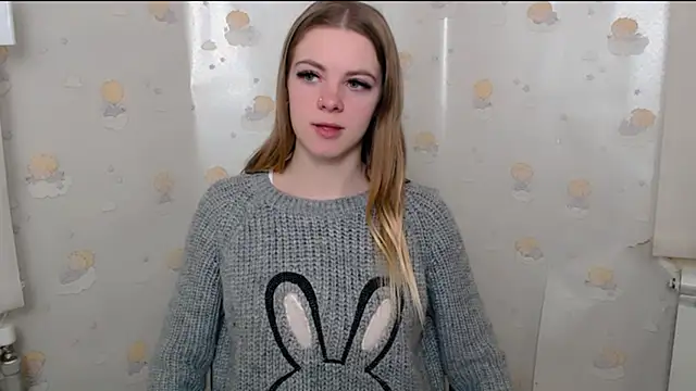 Snapshot of AliceFlirtt_ chatting on January 3, 11:14 am AliceFlirtt online show from January 3, 11:14 am