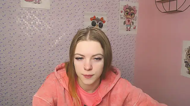 Snapshot of AliceFlirtt_ chatting on February 11, 7:54 am AliceFlirtt online show from February 11, 7:54 am