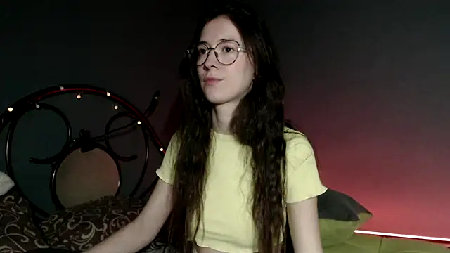 Snapshot of wow__kelly chatting on January 4, 2:35 pm wow kelly online show from January 4, 2:35 pm