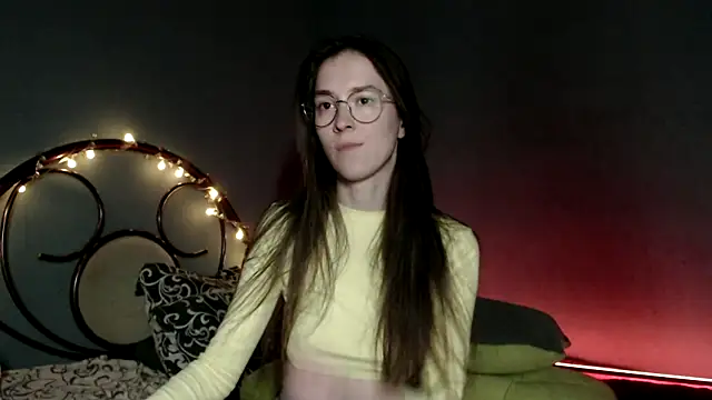 Snapshot of wow__kelly chatting on March 10, 3:52 pm wow kelly online show from March 10, 3:52 pm