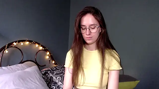 Snapshot of wow__kelly chatting on September 15, 1:33 pm wow kelly online show from September 15, 1:33 pm