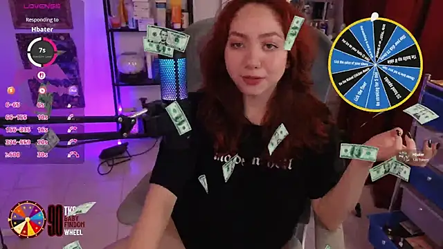 Snapshot of LilyVelvett chatting on October 14, 3:40 am LilyVelvett online show from October 14, 3:40 am