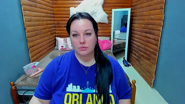 Snapshot of BubbleEmma chatting on January 17, 7:27 pm BubbleEmma online show from January 17, 7:27 pm