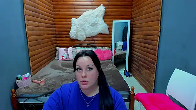 Snapshot of BubbleEmma chatting on January 17, 10:34 pm BubbleEmma online show from January 17, 10:34 pm