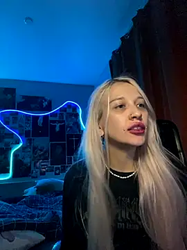 Dooubletroublee online show from September 17, 10:44 pm