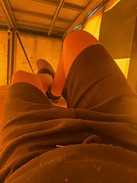 Snapshot of cussy007 chatting on March 13, 1:18 pm cussy007 online show from March 13, 1:18 pm