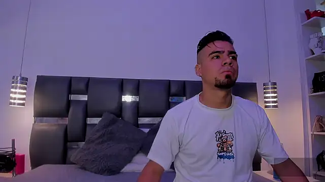 PittAndLunaa online show from February 7, 12:20 pm