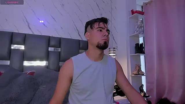 PittAndLunaa online show from February 28, 12:28 pm