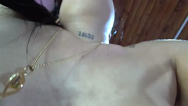 white sexy  online show from February 27, 9:04 pm