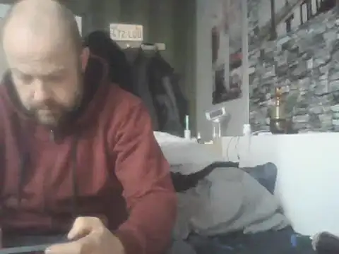 Snapshot of Prehistorixxx2686 chatting on December 16, 8:20 am Prehistorixxx2686 online show from December 16, 8:20 am