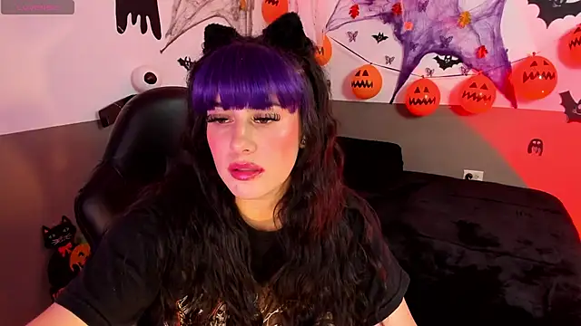 Snapshot of Missmonserrat chatting on October 22, 4:46 am Missmonserrat online show from October 22, 4:46 am