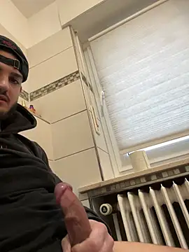 Furko 33 online show from February 27, 3:59 pm