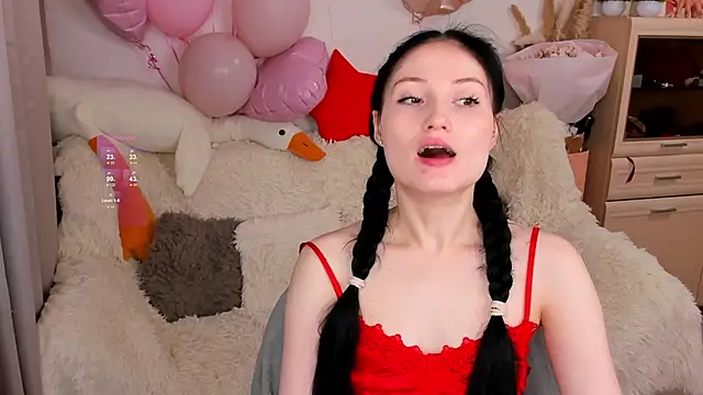 LisaMooore online show from February 6, 7:39 pm