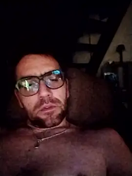 tomee83 online show from January 8, 11:29 pm